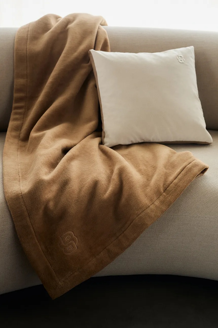 Ковдра BOSS REVERSO Camel 130 x 170 cm