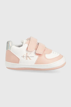 foto кросівки для немовлят calvin klein jeans колір рожевий