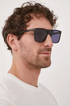 foto сонцезахисні окуляри tom ford чоловічі колір чорний